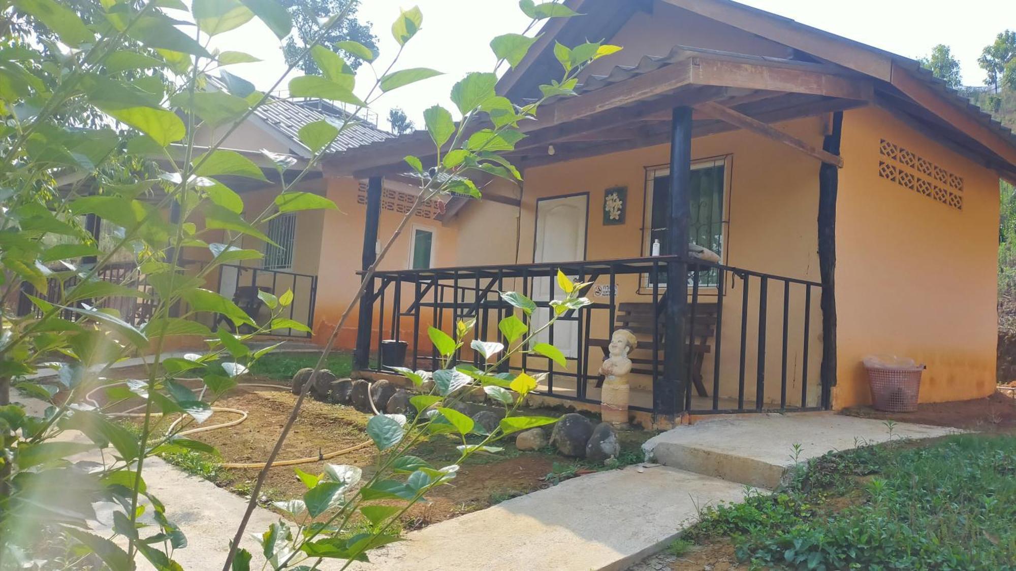 Mong Homestay Resort Pang Ung Екстериор снимка